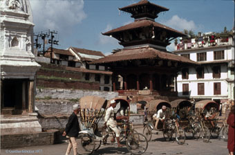 Gnter Glckner 1977 N23  Kathmandu Durbarsquare s340