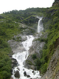 Annapurna Monsun 12 Wasserfallx0260